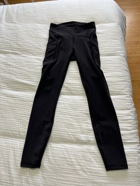 Lululemon leggings with pockets